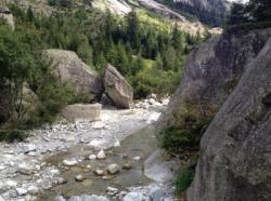 La rivière a été épargnée. / Grimselpass (Elfe)